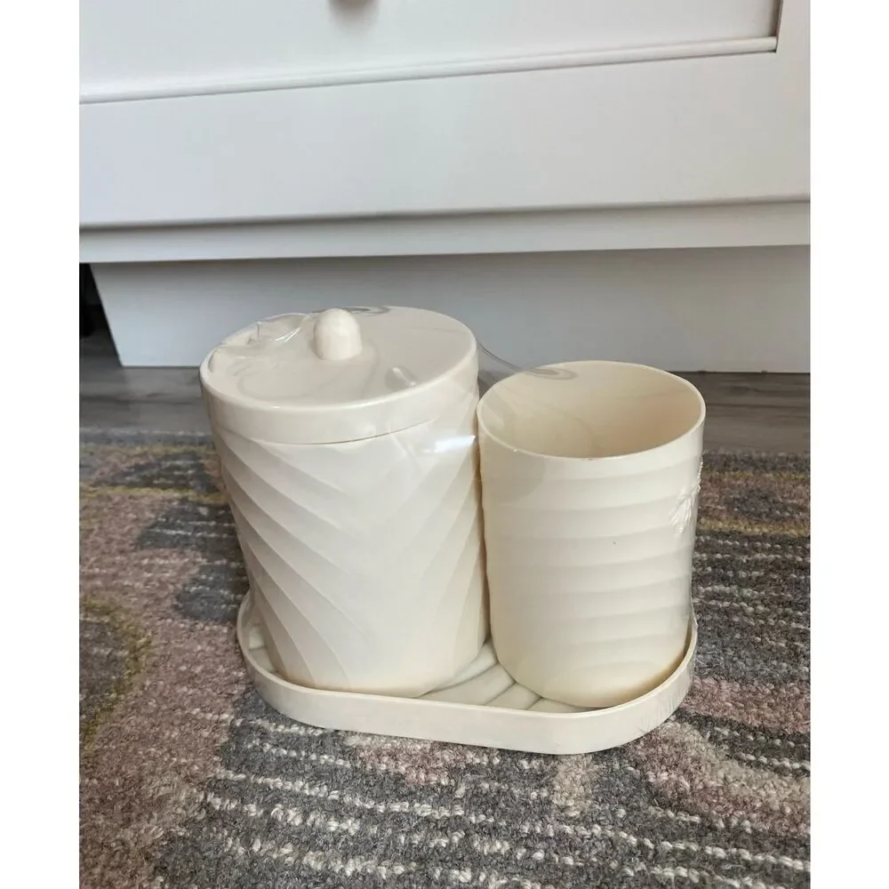 Simple Bathroom/Desk 3 piece Storage Set 4”5”7 in size of each piece